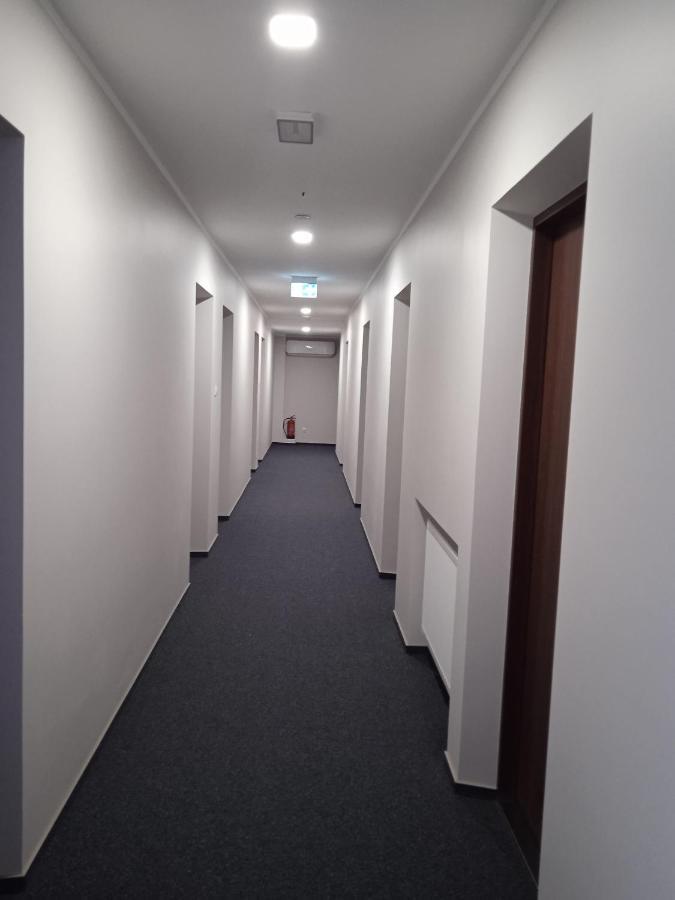 Aparthotel Astral Raszyn Exterior foto